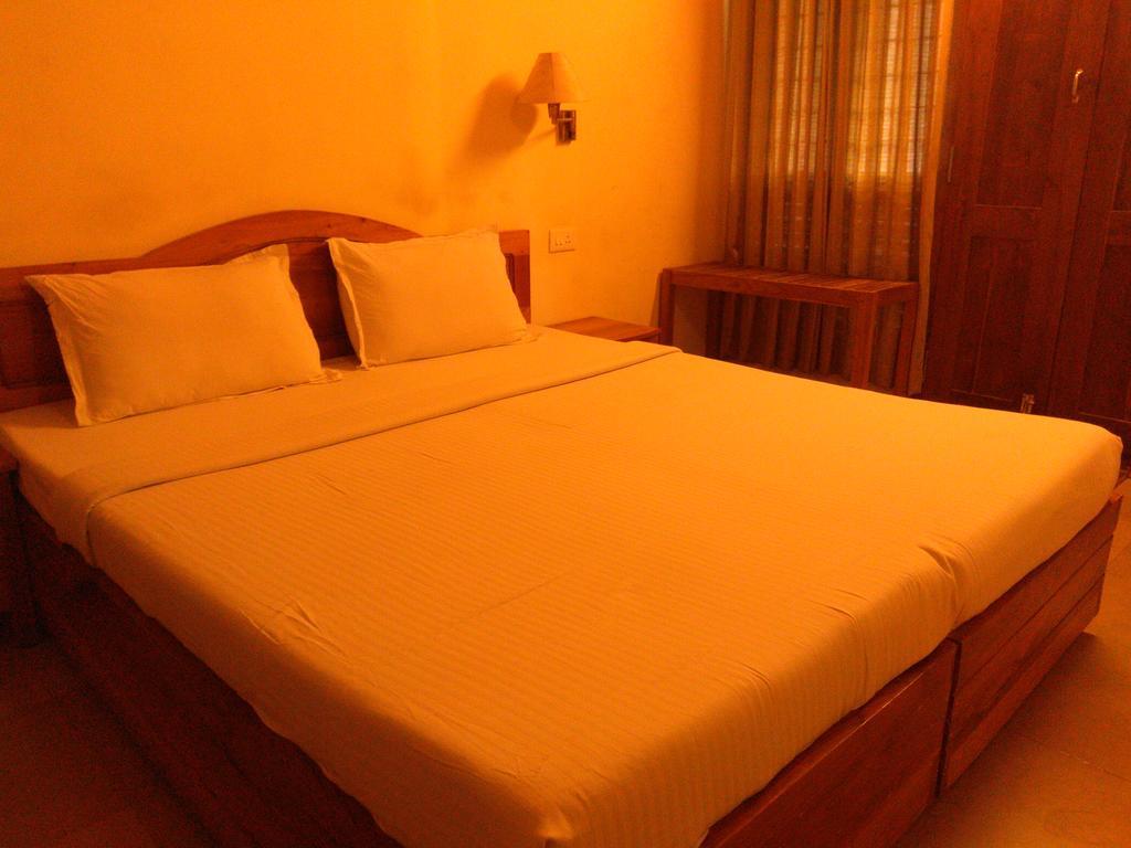 Green Court Cottage Thekkady Esterno foto