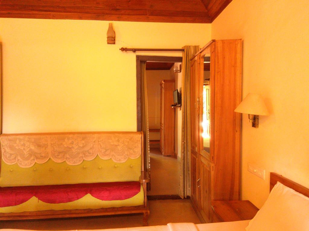 Green Court Cottage Thekkady Esterno foto