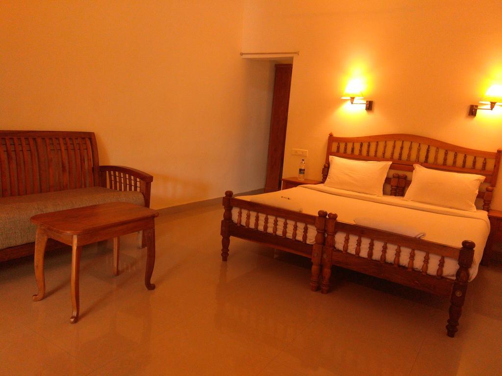 Green Court Cottage Thekkady Esterno foto