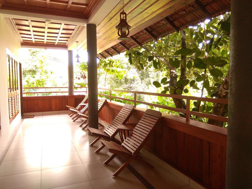 Green Court Cottage Thekkady Esterno foto