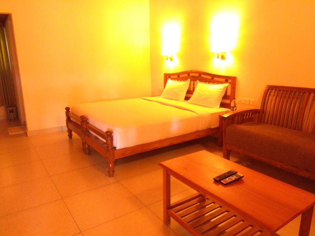 Green Court Cottage Thekkady Esterno foto