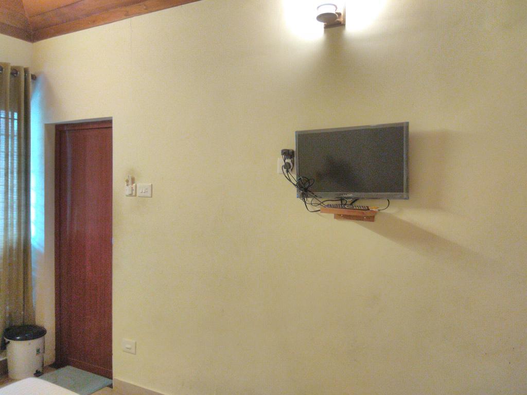 Green Court Cottage Thekkady Esterno foto