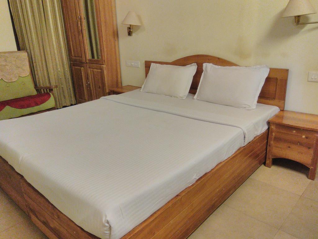 Green Court Cottage Thekkady Esterno foto